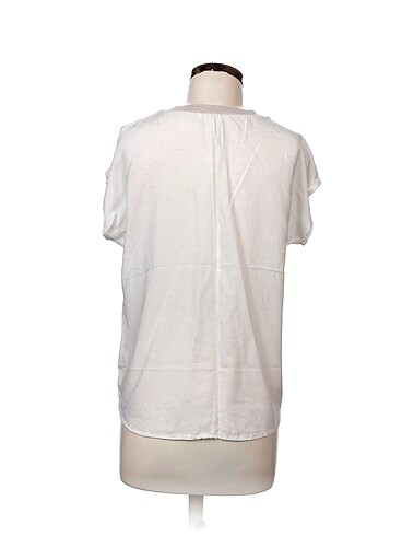 36 Beden Koton Bluz %70 İndirimli.
