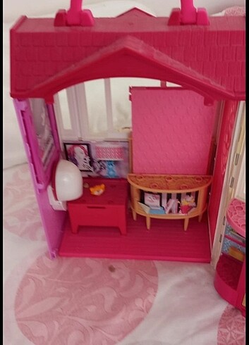 Taşınabilir Barbie evi
