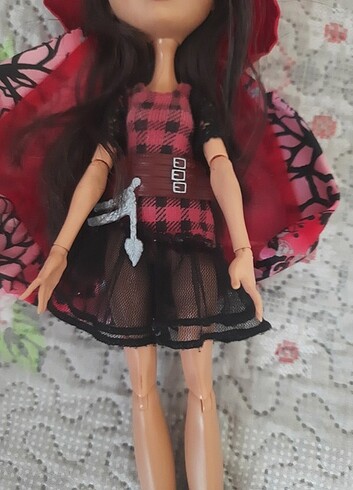 Ever After High Cerise Hood- Ever after high