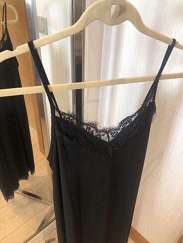 Zara Askılı elbise