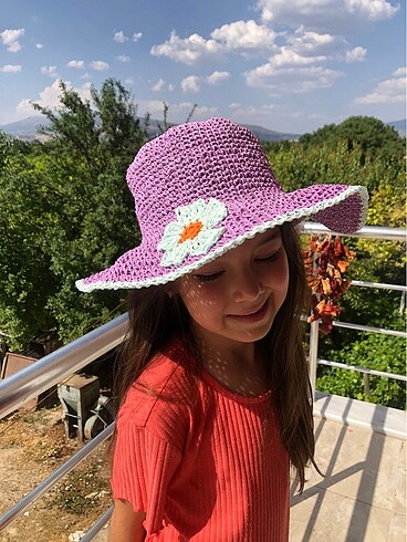 Hasır çocuk şapkası