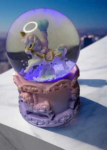 Pastel Renkli Atlı Karınca Temalı Kar Küresi - Görsel 6