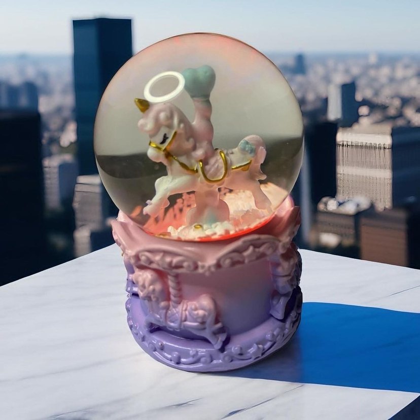 Pastel Renkli Atlı Karınca Temalı Kar Küresi - Görsel 5