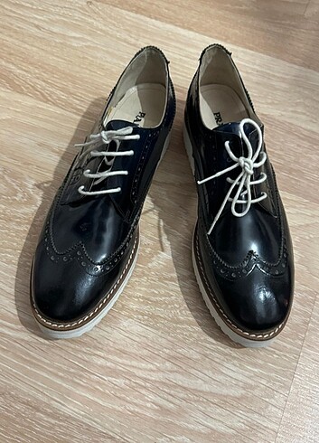 40 Beden Prada Oxford Ayakkabı 