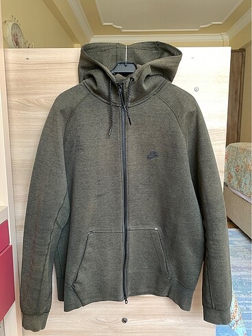 Nike tech fleece windrunner