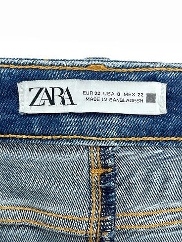 32 Beden mavi Renk Zara Jean / Kot %70 İndirimli.