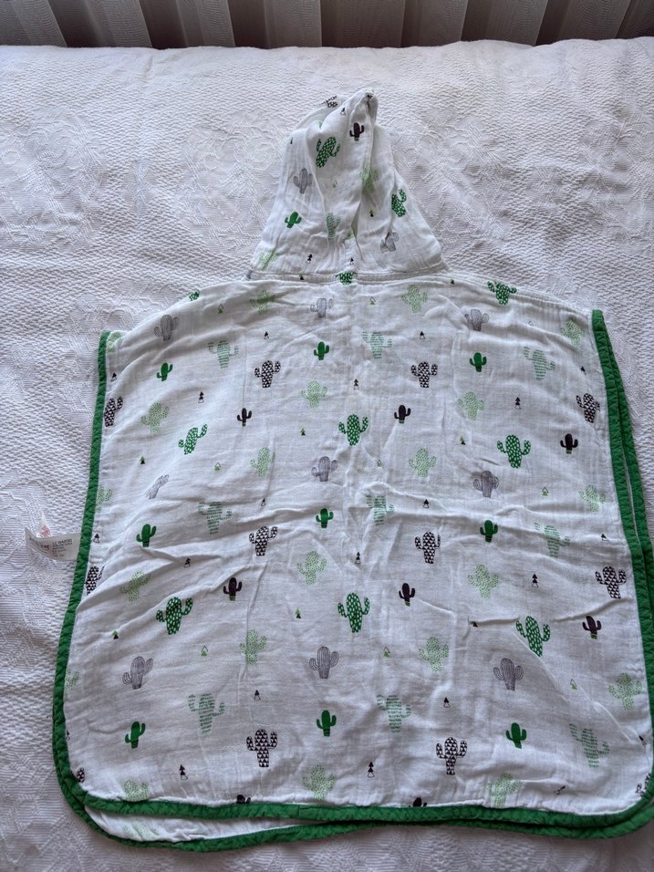 Kapüşonlu müslin panço - Görsel 4