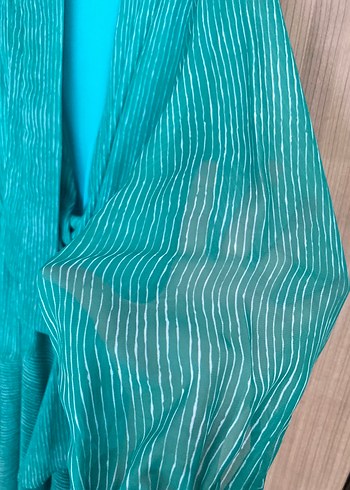 Yeşil volanlı elbise - Görsel 5