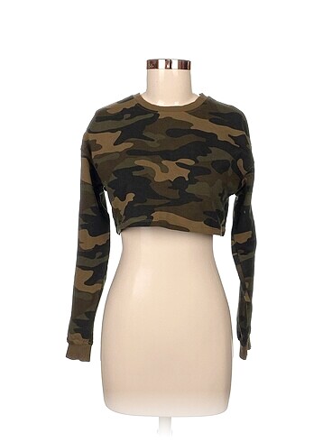 Bershka Bluz %70 İndirimli.