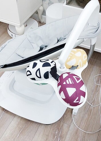 0 - 13 kg Beden 4moms mamaroo elektrikli bluetoothlu ana kucağı TEKLIF YOK