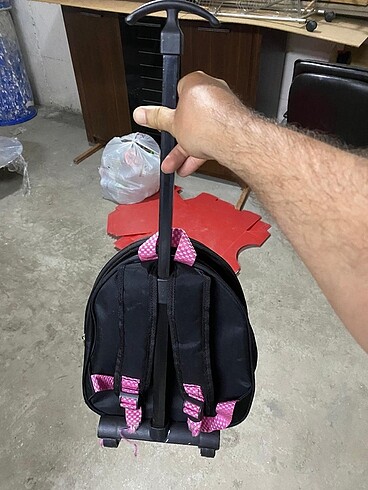  ÇUCUK ÇANTASI TEKERLEKLİ