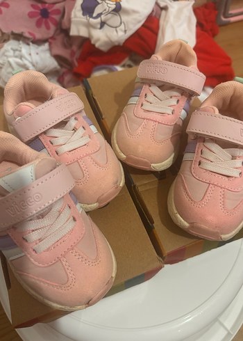 Vicco 22 Kız Çocuk Pembe Cırtlı Spor Ayakkabı - Görsel 3