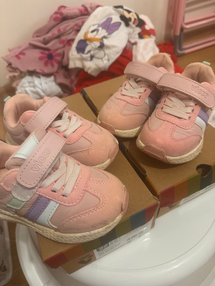 Vicco 22 Kız Çocuk Pembe Cırtlı Spor Ayakkabı - Görsel 2