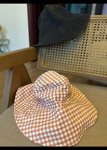 Hafif Kahverengi Pileli Keten Kadın Şapka H&M ve Mango