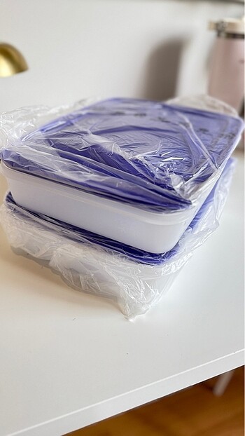 Tuperware