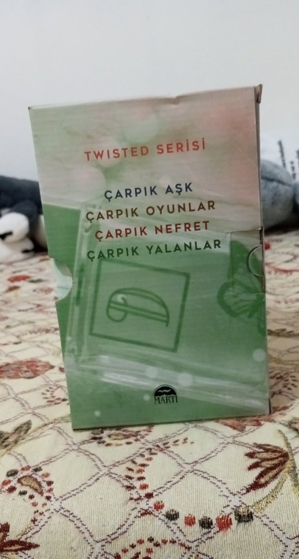 twisted çarpık aşk,çarpık yalanlar,çarpıp oyunlar,çarpık nefret - Görsel 3