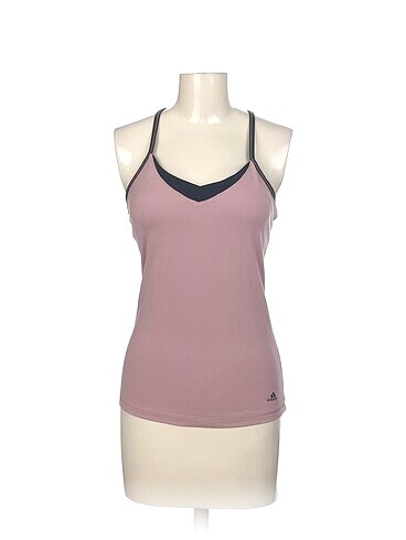 Diğer T-shirt %70 İndirimli.