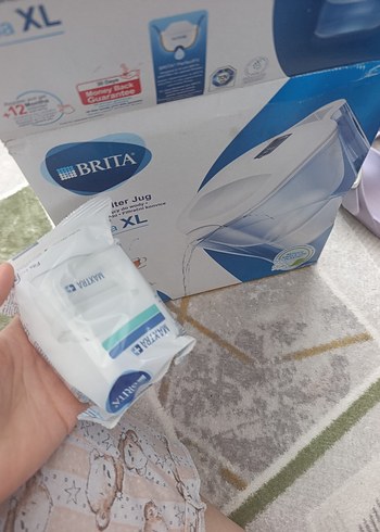 Beyaz XL Brita Sürahi ve Filtre