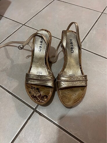 Koton dore sandalet