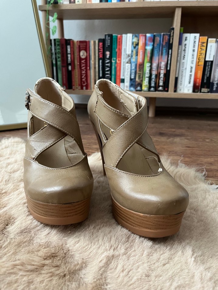 Bej Deri Platform Topuklu Kadın Ayakkabı - Görsel 2