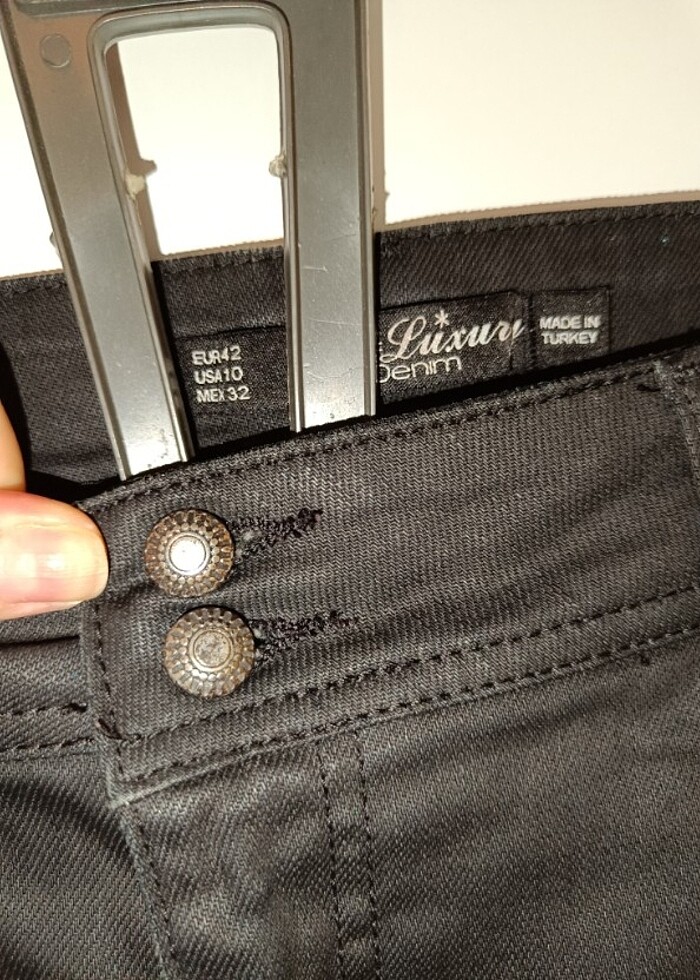 Deri görünümlü parlak etek - Görsel 3