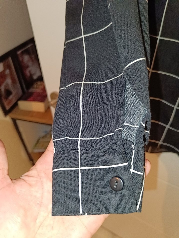 Düğmeli Siyah Kareli Kadın Gömlek - Görsel 4