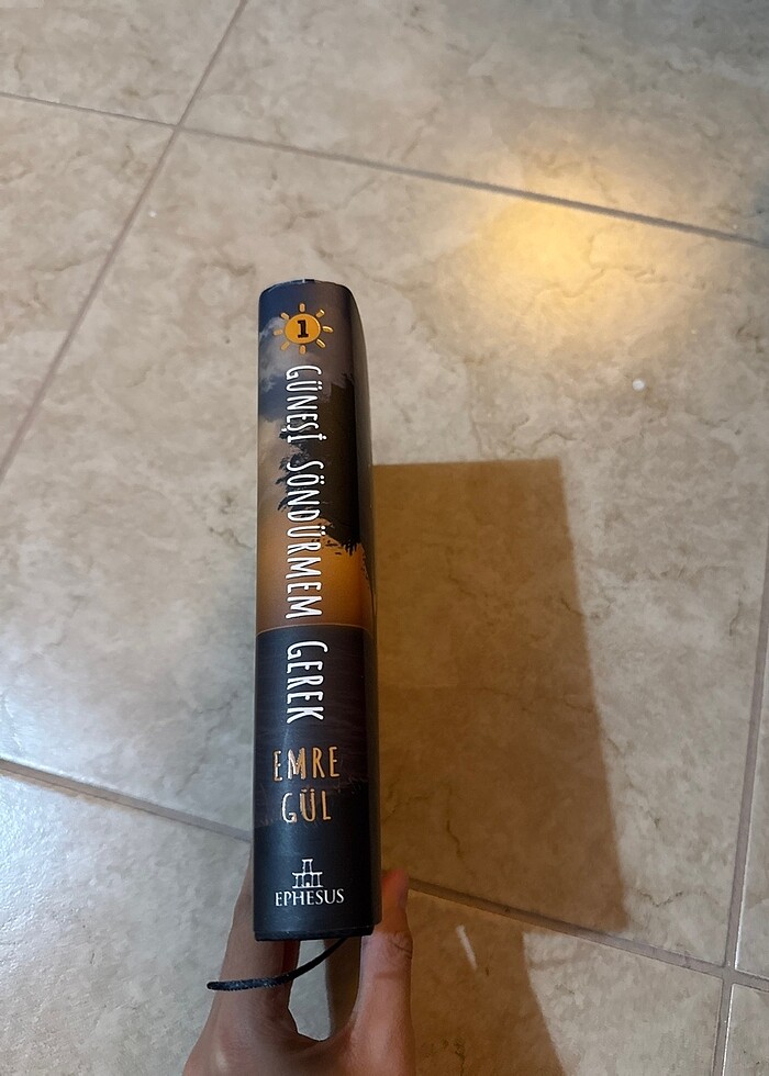 Güneşi Söndürmem Gerek 1 (Ciltli) - Görsel 2