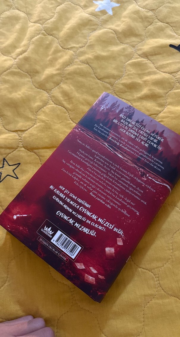 Emre Gül - Oyuncak Mezarlığı Roman Ciltli - Görsel 2