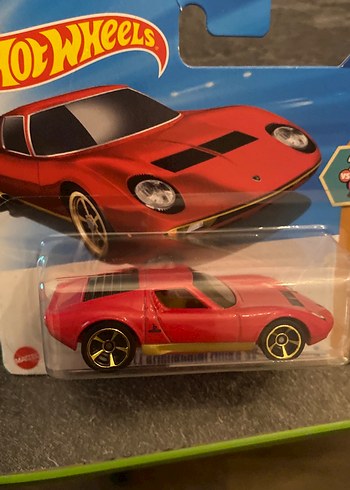  Hot Wheels Kırmızı '71 Lamborghini Miura SV Oyuncak Araba