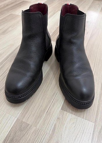 Tommy Hilfiger Bot - Görsel 3