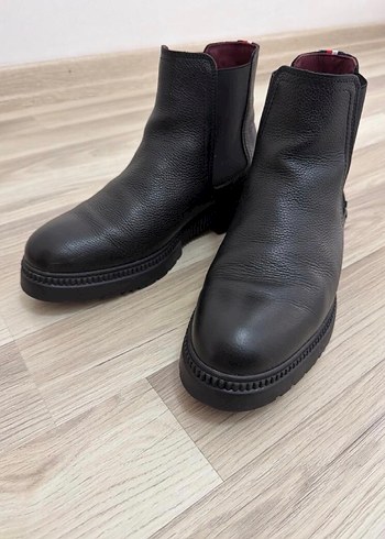 Tommy Hilfiger Bot - Görsel 2