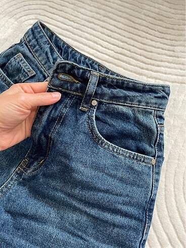 32 Beden mavi Renk Jeans