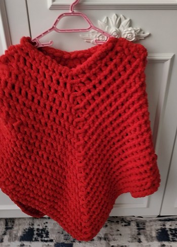 Kız Çocuk Kırmızı Örgü Panço - Görsel 3