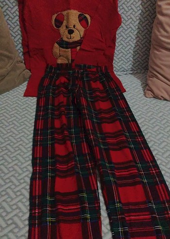 Kırmızı kiz Pijama Takımı Uzun Kollu 10110yas dir sifirdir - Görsel 2