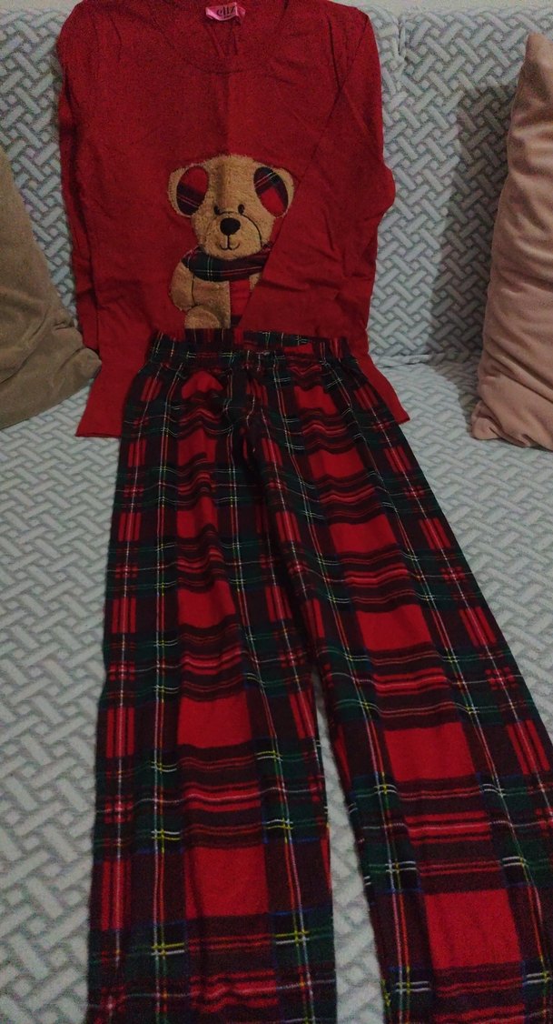 Kırmızı kiz Pijama Takımı Uzun Kollu 10110yas dir sifirdir - Görsel 2