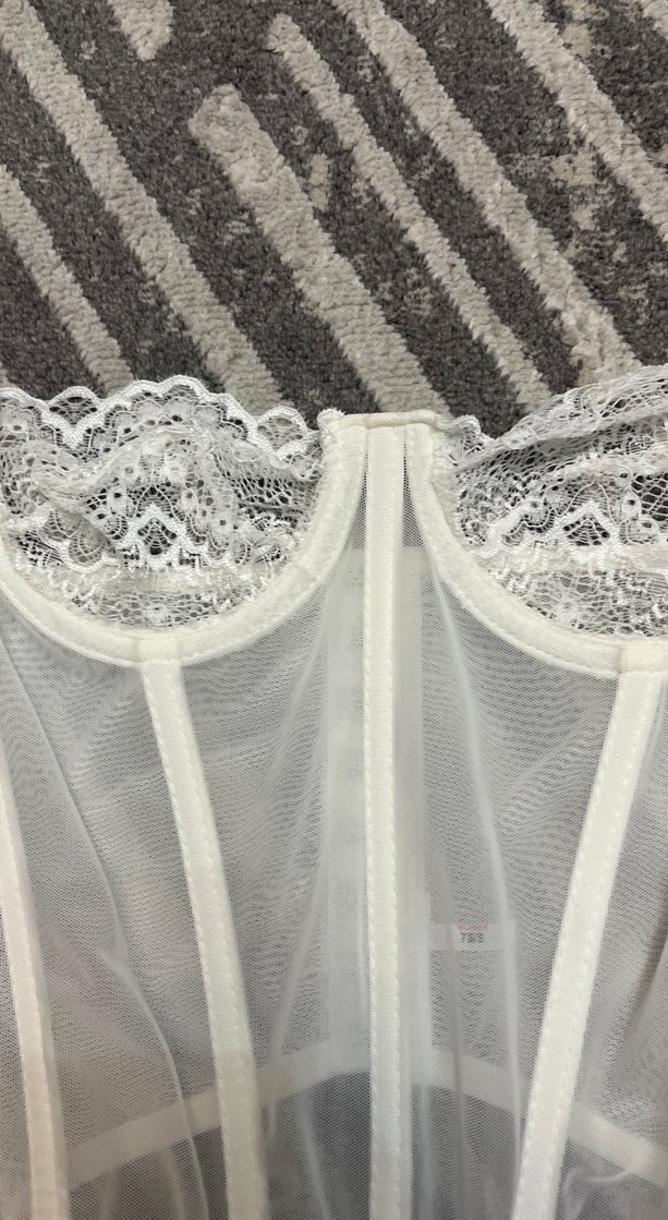 Dantel Detaylı Beyaz Straplez Büstiyer - Görsel 2