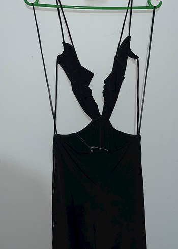 Siyah V Yaka Uzun İp Askılı Tulum - Görsel 4