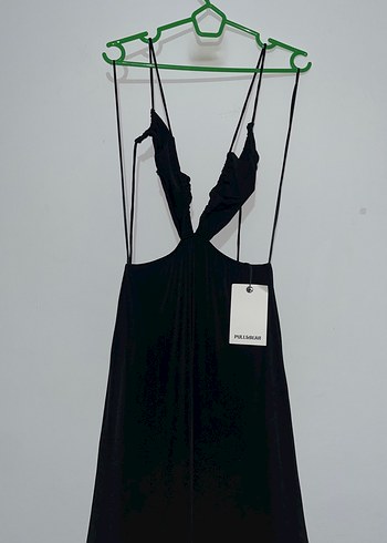 Siyah V Yaka Uzun İp Askılı Tulum - Görsel 3