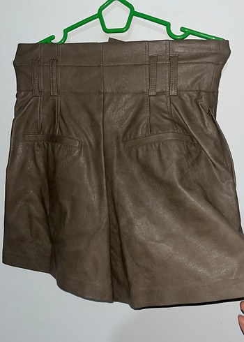 Kahverengi Deri Kemerli Mini Şort - Görsel 5