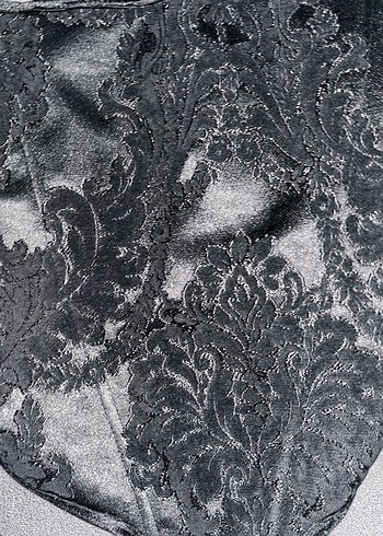 Dantel İşlemeli Siyah Gotik Büstiyer - Görsel 3