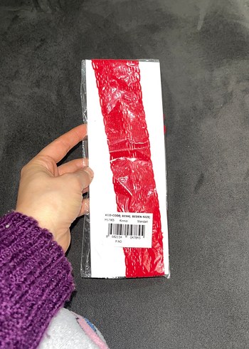 Kırmızı uzun çorap - Görsel 2