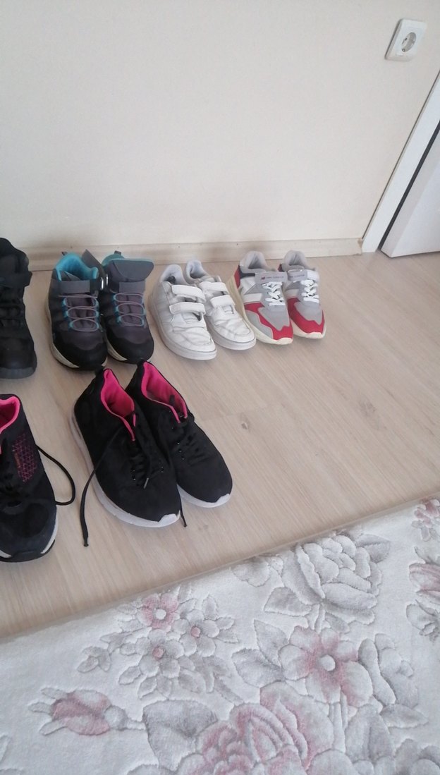 Spor Ayakkabı - Görsel 2