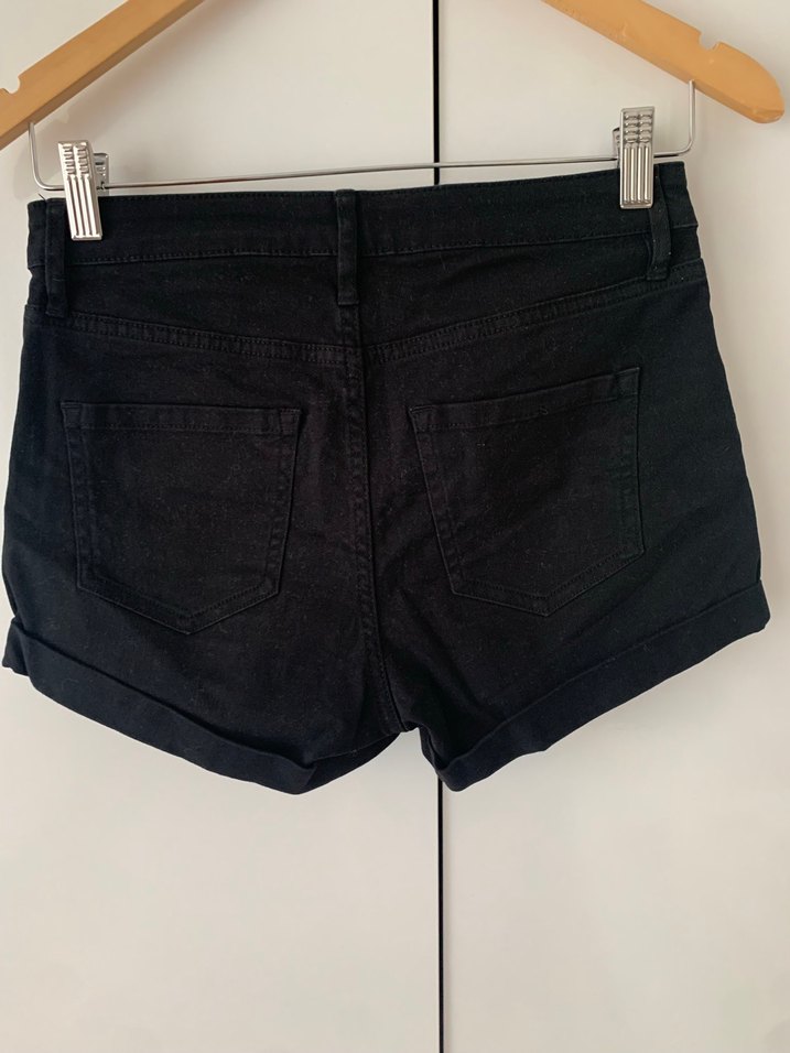 H&M Mini Denim Şort - Görsel 3