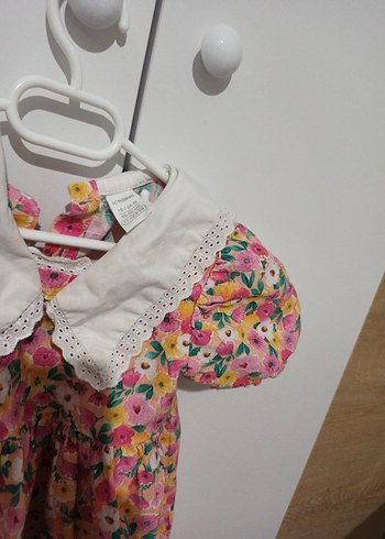 LC Waikiki Renkli Çiçek Desenli Kız Elbisesi