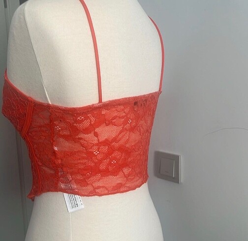 s Beden Bershka Turuncu Dantelli Büstiyer Crop