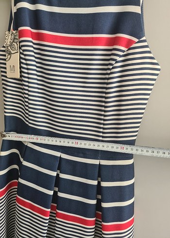 Çizgili Midi Kolsuz Pilili Kadın Elbise - Görsel 6