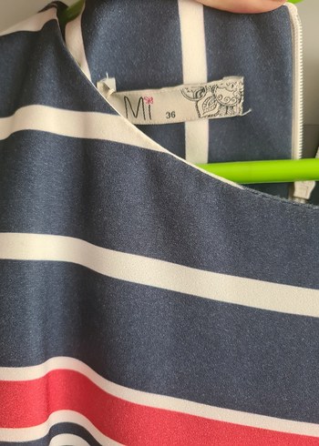 Çizgili Midi Kolsuz Pilili Kadın Elbise - Görsel 5