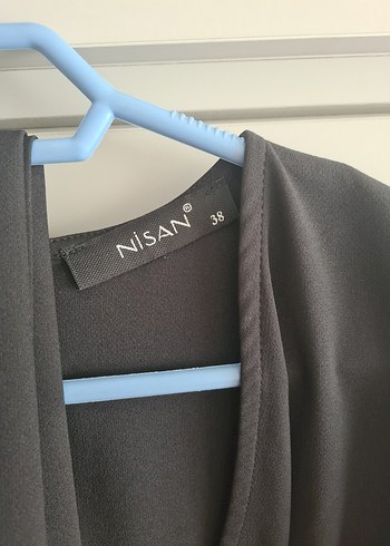 Siyah V Yaka Kısa Kollu Tulum - Görsel 5