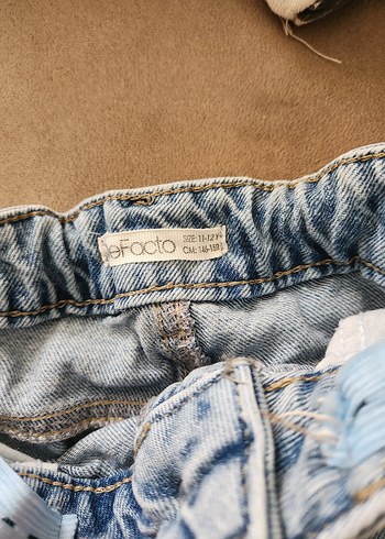 11-12 Yaş Beden Geniş Kesim Kot Pantolon