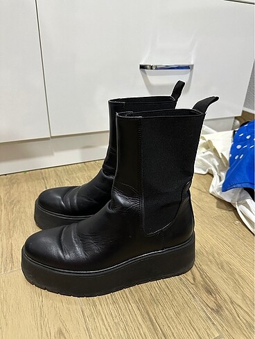 36 Beden Zara bot
